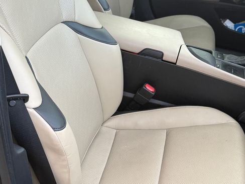 Used 2021 Lexus ES 350 w/ Premium Package image 23