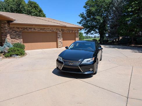 Used 2013 Lexus ES 300h image 5