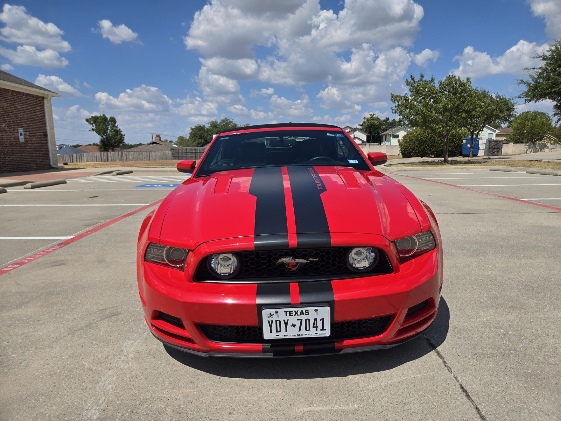 Used 2014 Ford Mustang GT w/ Electronics Package RWD image 2