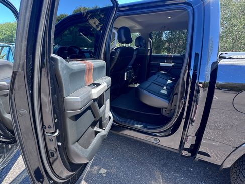 Used 2016 Ford F150 Lariat w/ Equipment Group 502A Luxury AWD/4WD image 10