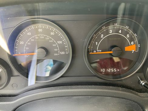 Used 2017 Jeep Patriot High Altitude image 8