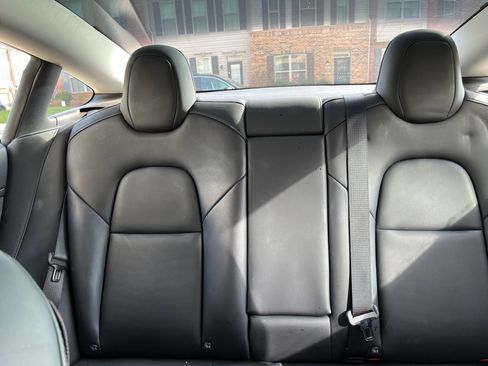 Used 2023 Tesla Model 3 Standard Range image 26