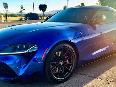 Used 2023 Toyota Supra Premium image 4