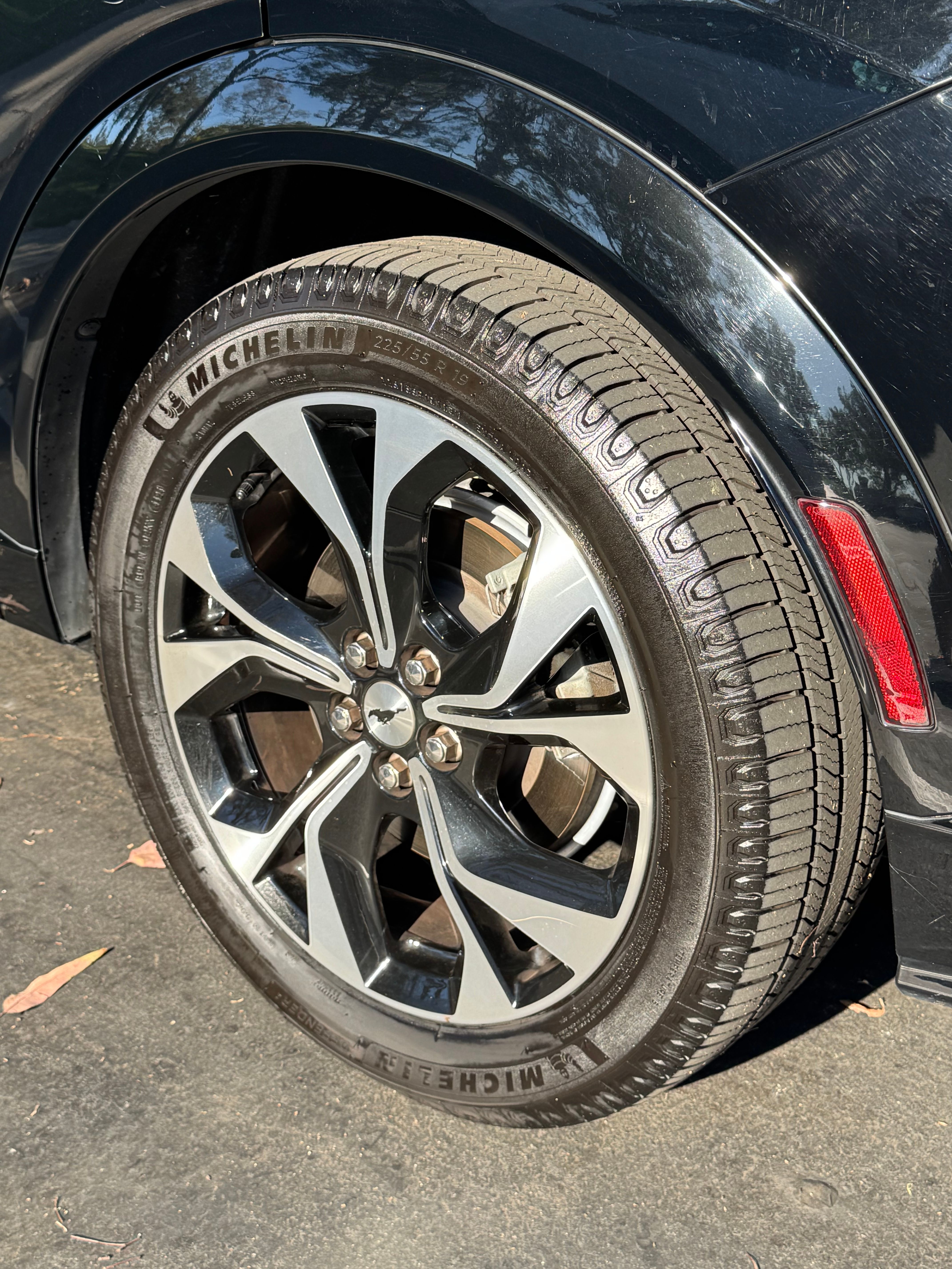 Used 2022 Ford Mustang Mach-E Premium RWD image 15