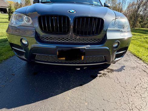 Used 2011 BMW X5 xDrive35d AWD/4WD image 1