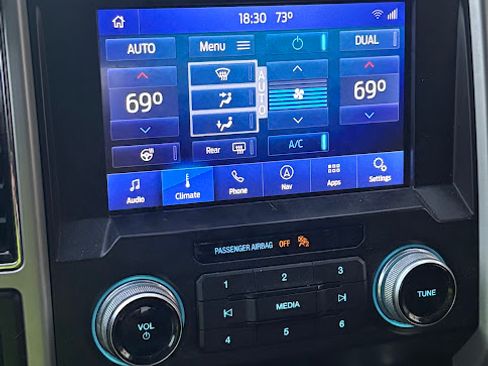 Used 2020 Ford F150 Lariat w/ Equipment Group 502A Luxury image 10