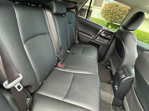 Used 2024 Toyota 4Runner TRD Off-Road Premium w/ Off Road Premium Plus Package AWD/4WD image 15