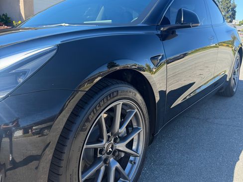 Used 2023 Tesla Model 3 Standard Range RWD image 4