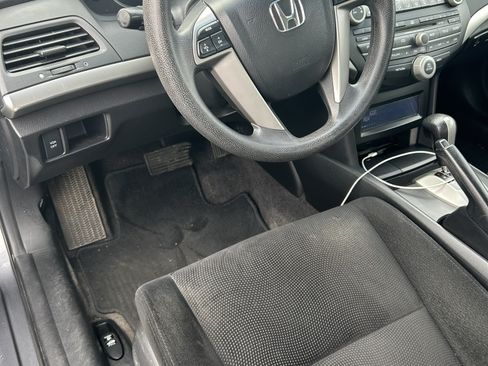 Used 2010 Honda Accord EX image 5