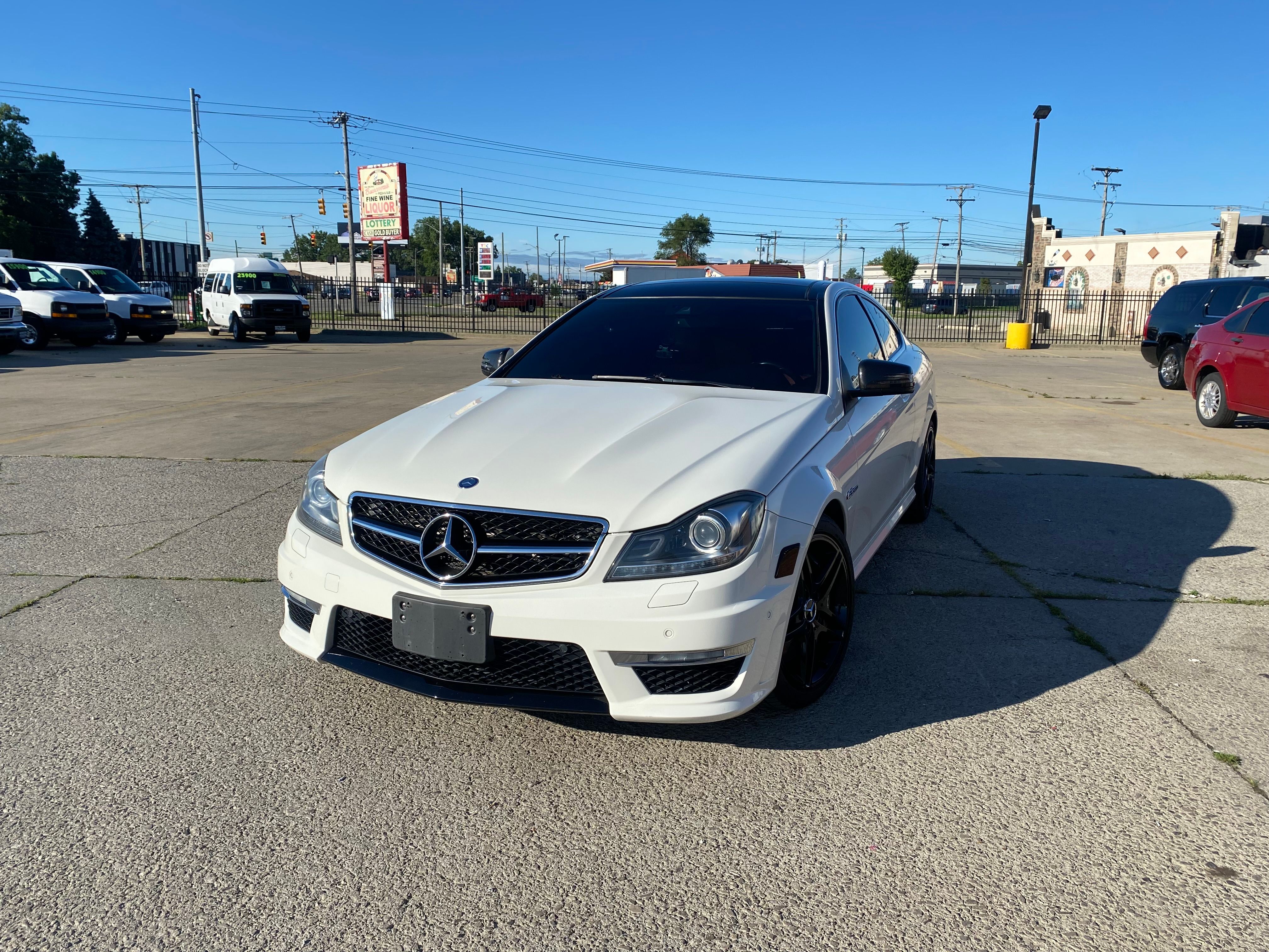 Used 2012 Mercedes-Benz C 63 AMG Coupe image 4