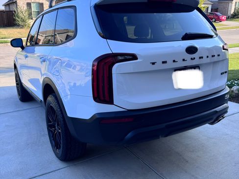 Used 2021 Kia Telluride EX FWD image 6