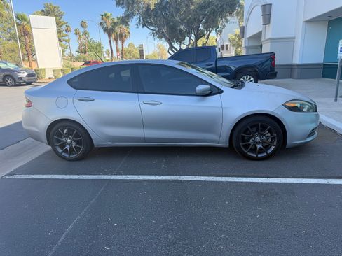 Used 2016 Dodge Dart SE w/ Convenience Group image 4
