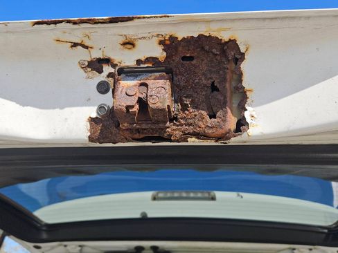 Used 2013 Toyota Sequoia SR5 image 32