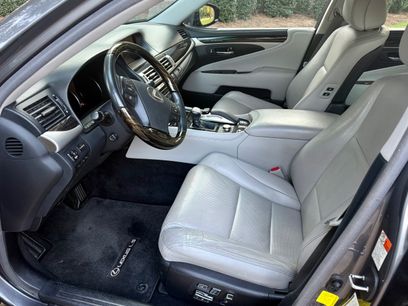 Used 2016 Lexus LS 460