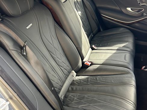 Used 2016 Mercedes-Benz S 63 AMG 4MATIC Sedan image 22