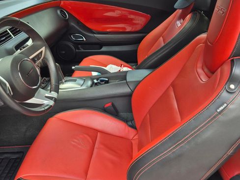 Used 2010 Chevrolet Camaro SS w/ LPO, Ground Effects Package image 20