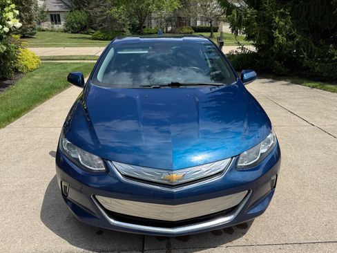 Used 2019 Chevrolet Volt LT w/ LT Driver Confidence Package FWD image 5