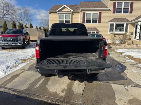 Used 2016 Ford F250 XLT w/ XLT Premium Package image 11