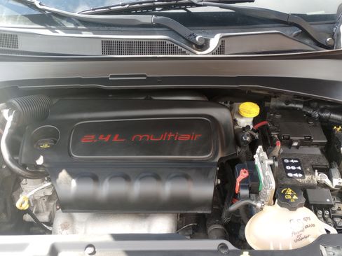 Used 2017 Jeep Compass Latitude w/ Popular Equipment Group image 12