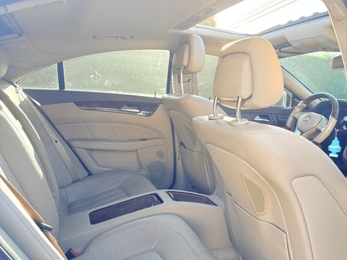 Used 2012 Mercedes-Benz CLS 550 image 11