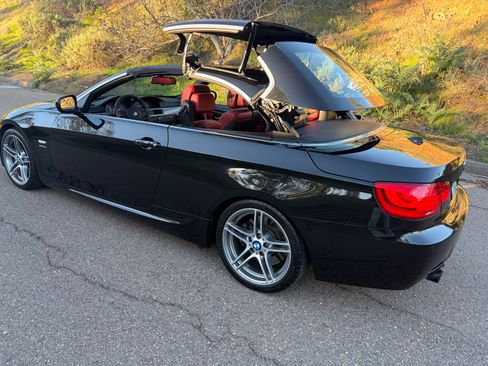 Used 2011 BMW 335is Convertible image 4