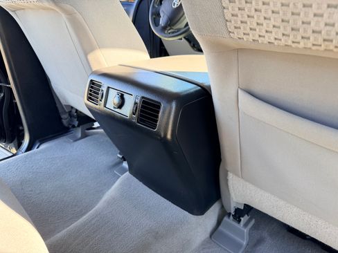 Used 2010 Toyota Tundra SR5 image 5