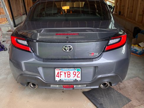 Used 2024 Toyota GR86 Premium w/ Performance Package RWD image 6