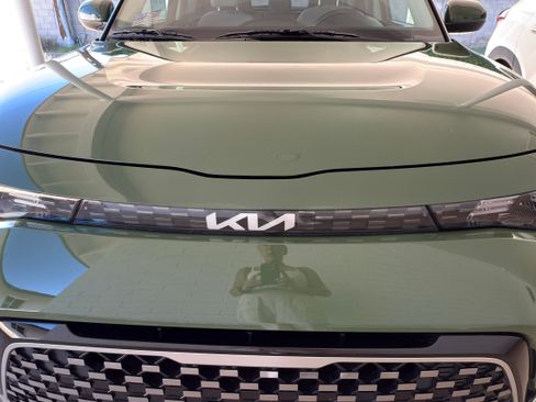 Used 2023 Kia Soul EX image 4
