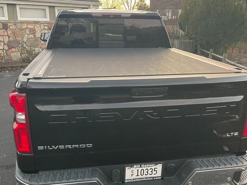 Used 2019 Chevrolet Silverado 1500 LTZ w/ LTZ Premium Package image 2