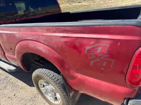 Used 2016 Ford F250 XLT w/ Snow Plow Prep Package image 7