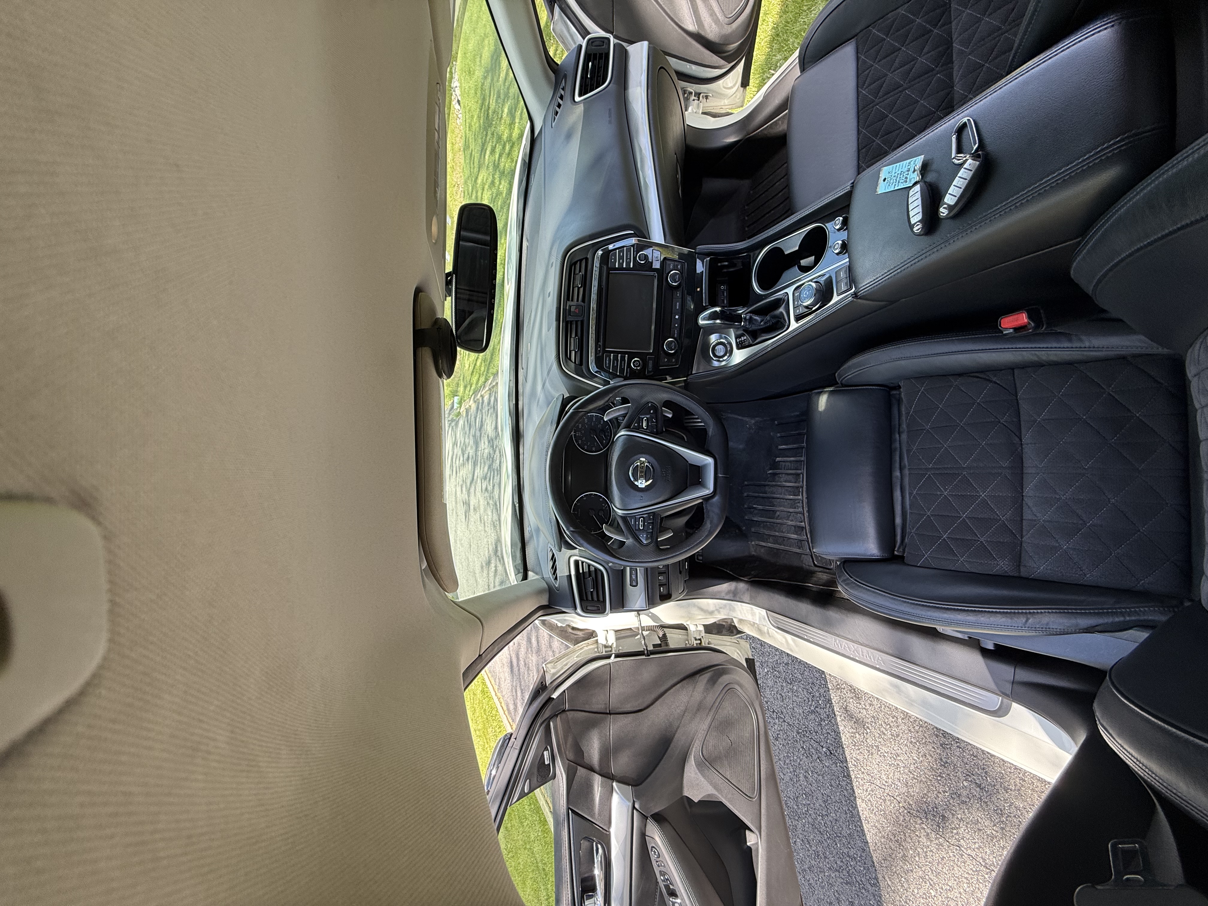 Used 2017 Nissan Maxima SR FWD image 25