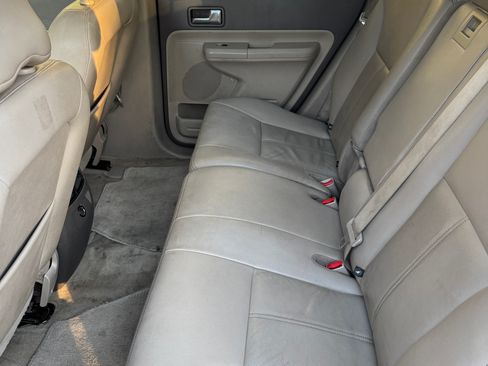 Used 2010 Ford Edge SEL image 12