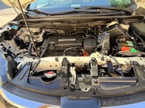 Used 2015 Honda CR-V LX image 6