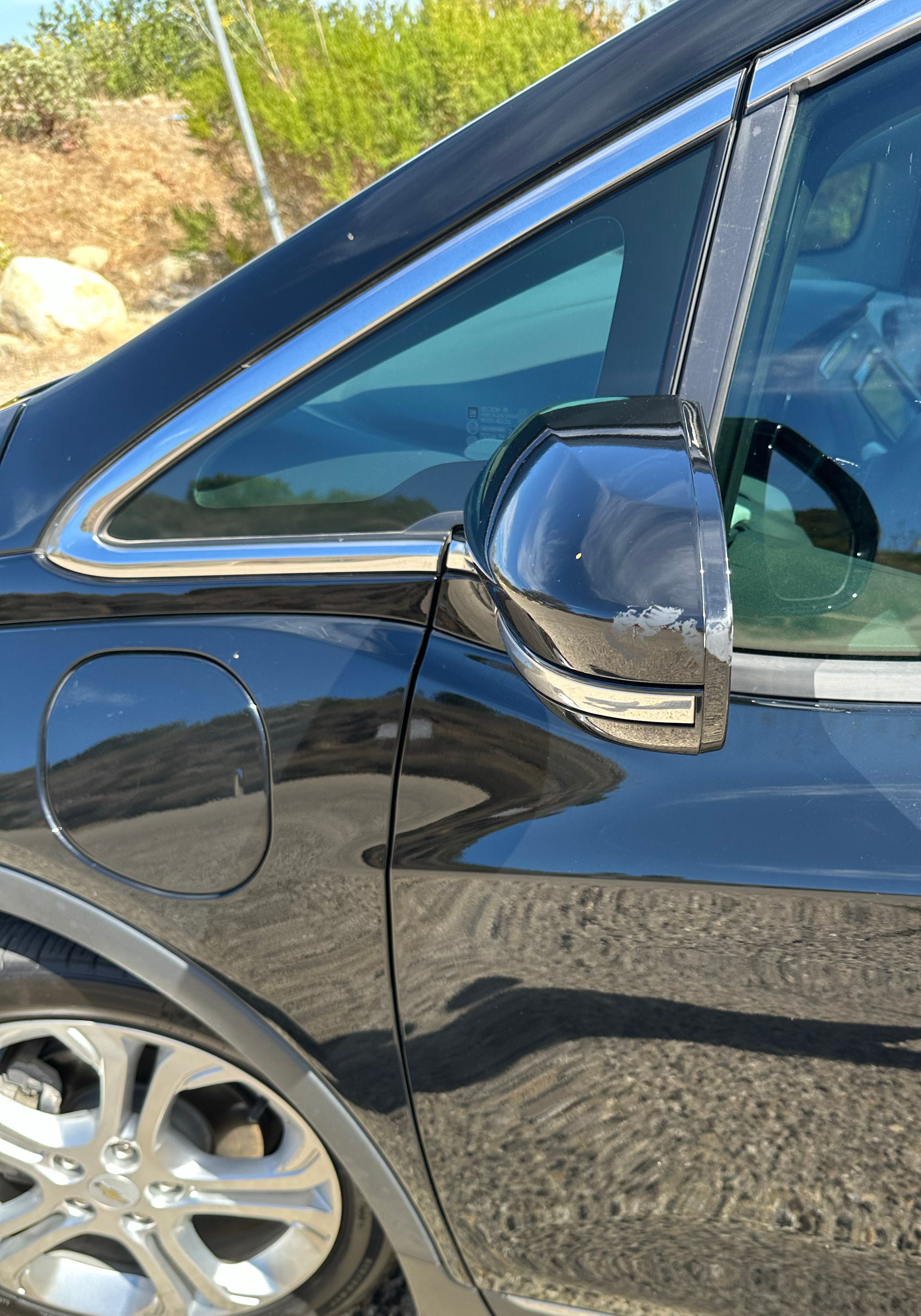 Used 2019 Chevrolet Bolt LT FWD image 21
