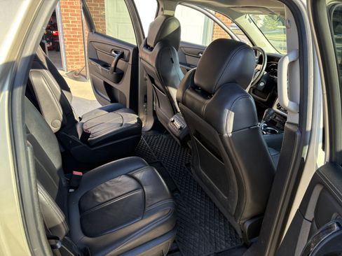 Used 2015 GMC Acadia SLT w/ Open Road Package image 14