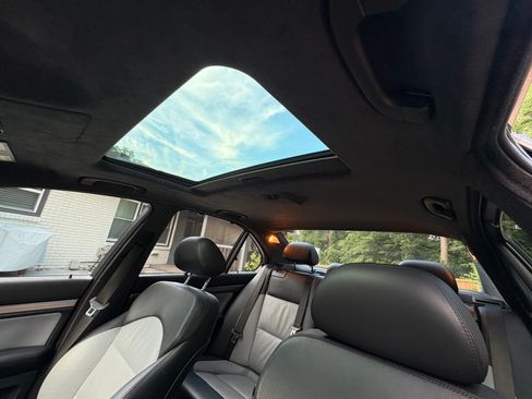 Used 2002 BMW M5 RWD image 26