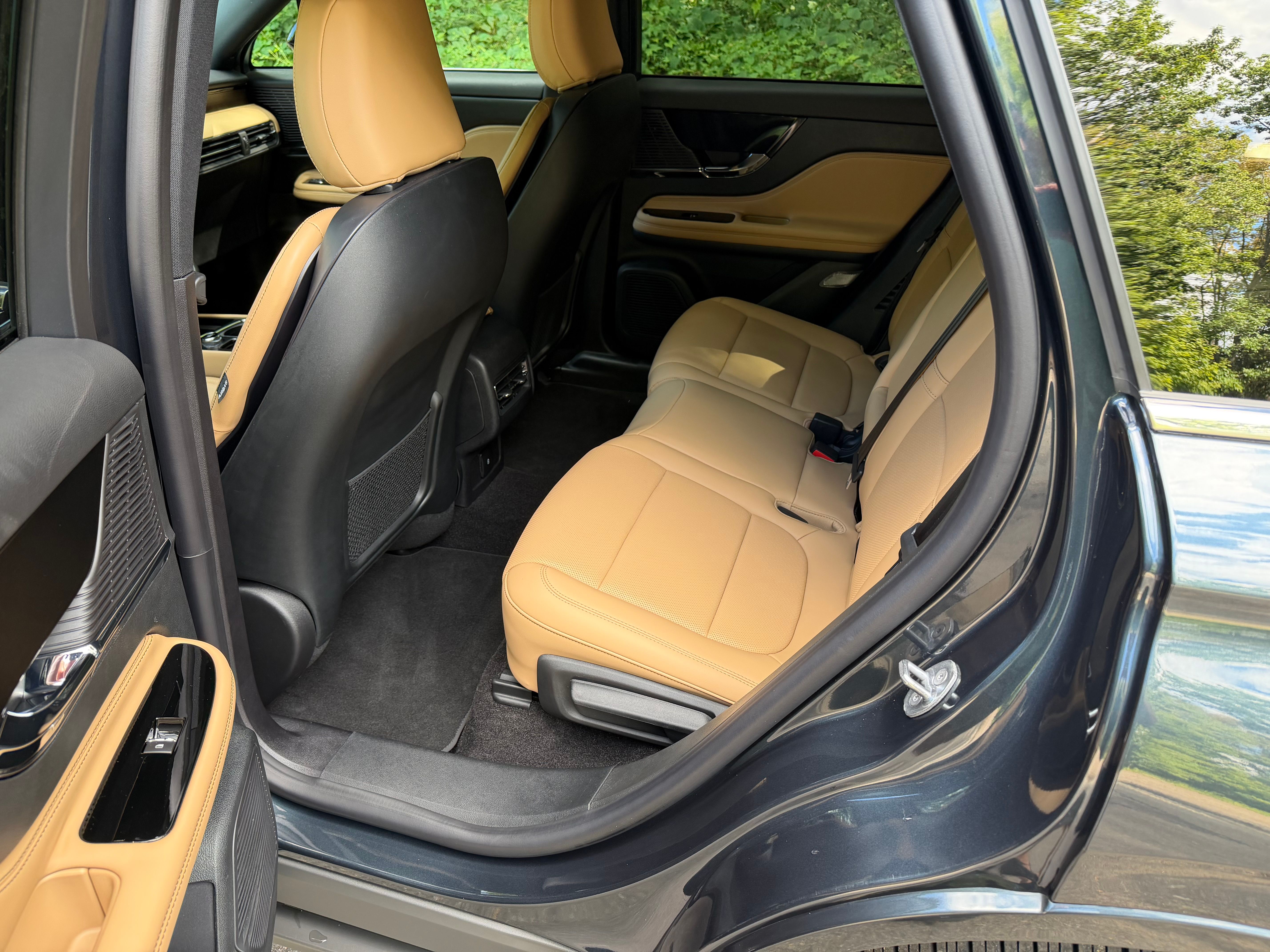 Used 2022 Lincoln Corsair Grand Touring AWD/4WD image 13