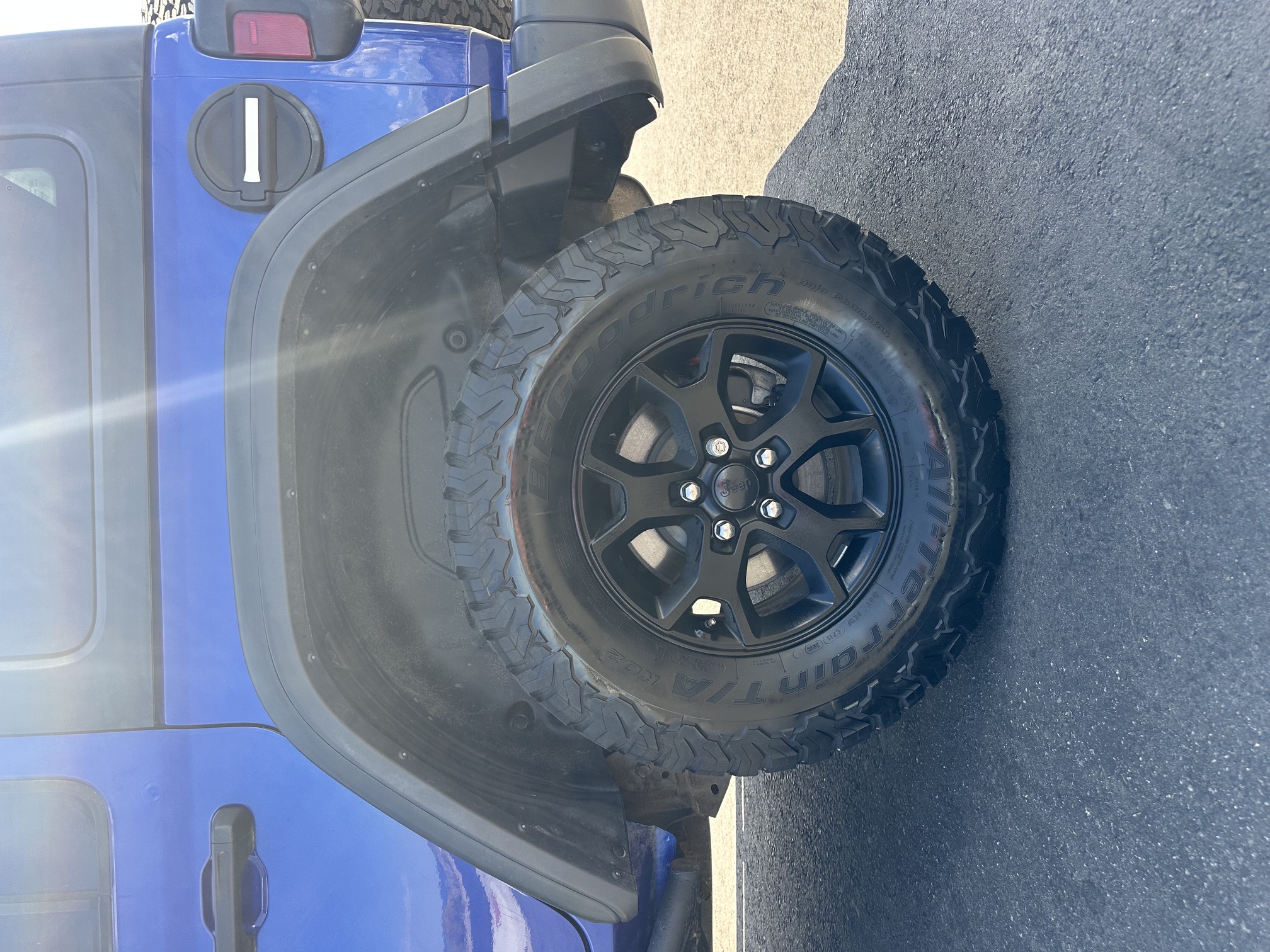 Used 2018 Jeep Wrangler Unlimited Rubicon AWD/4WD image 6