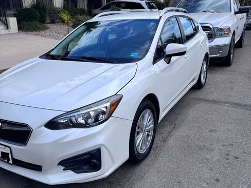 Used 2018 Subaru Impreza 2.0i Premium AWD/4WD image 2