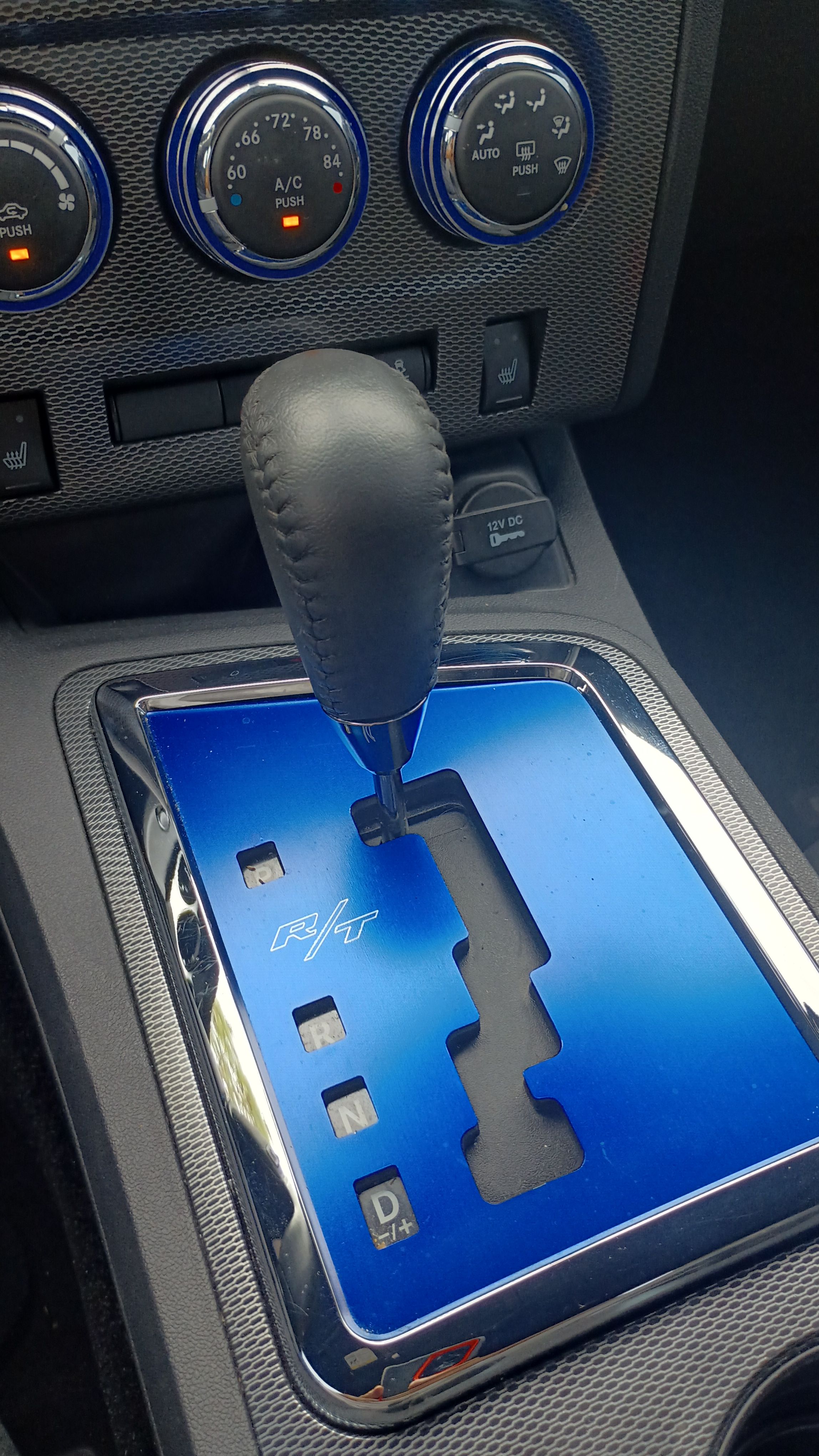 Used 2013 Dodge Challenger R/T Plus RWD image 8