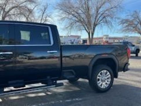 Used 2021 GMC Sierra 3500 Denali w/ Denali Ultimate Package image 9