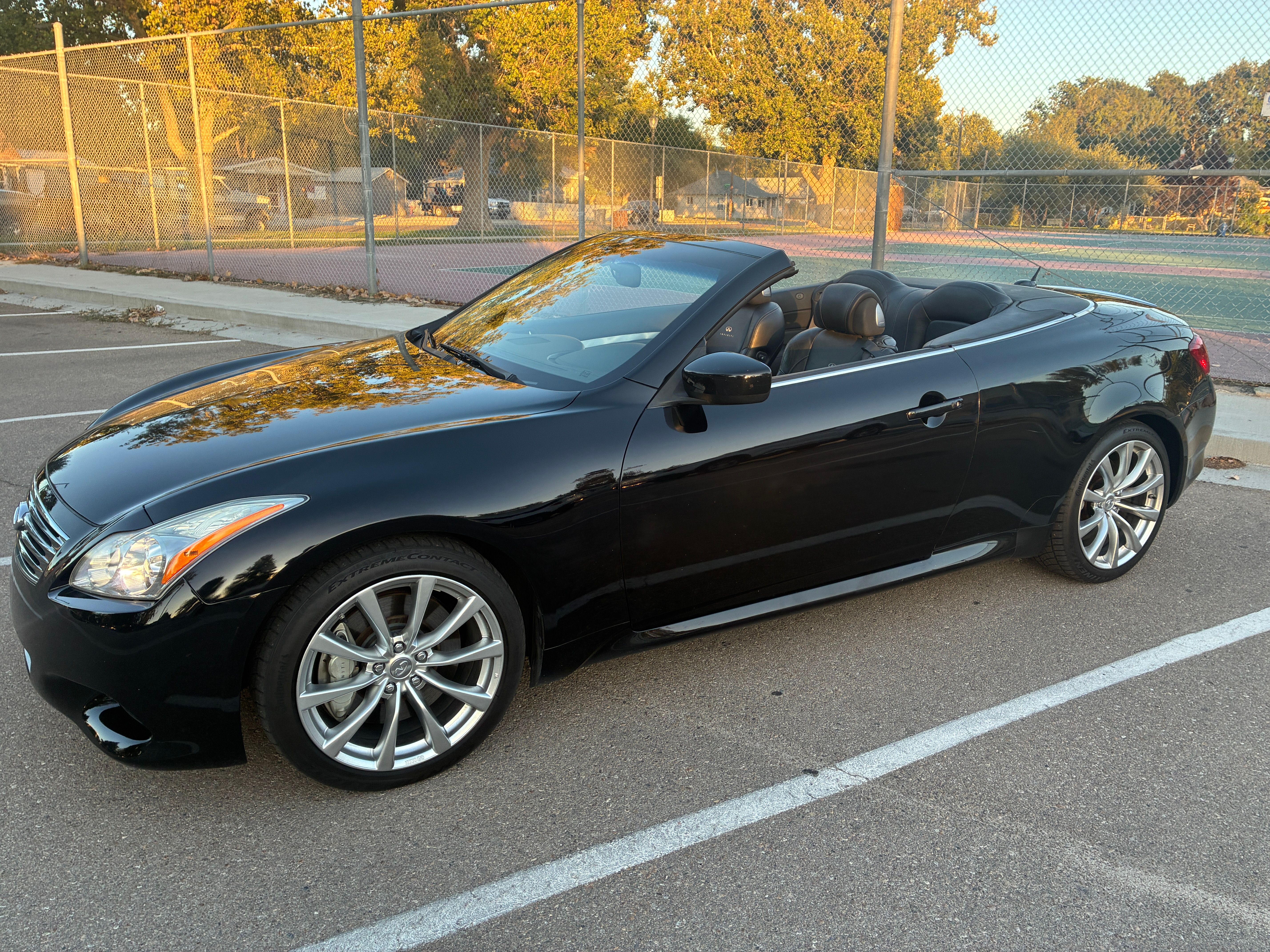 Used 2010 INFINITI G37 Sport w/ Navigation Pkg RWD image 9