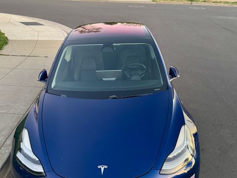 Used 2018 Tesla Model 3 Long Range image 4