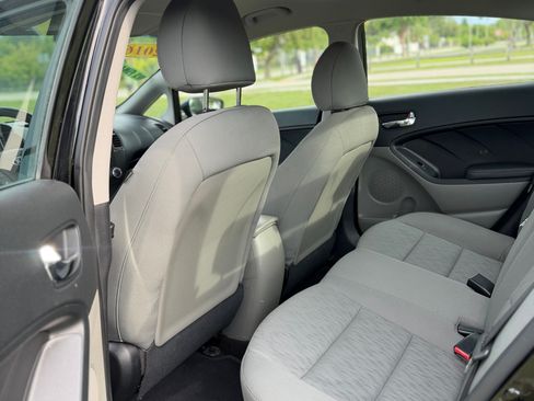 Used 2016 Kia Forte LX FWD image 15