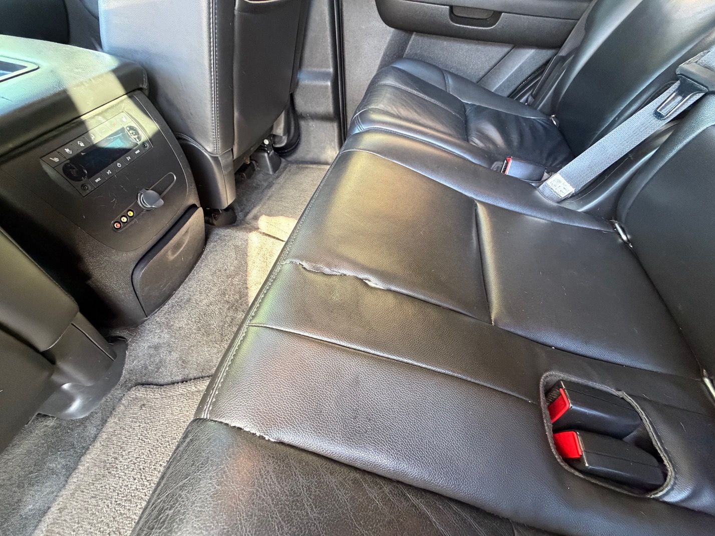 Used 2011 Chevrolet Tahoe LT AWD/4WD image 8