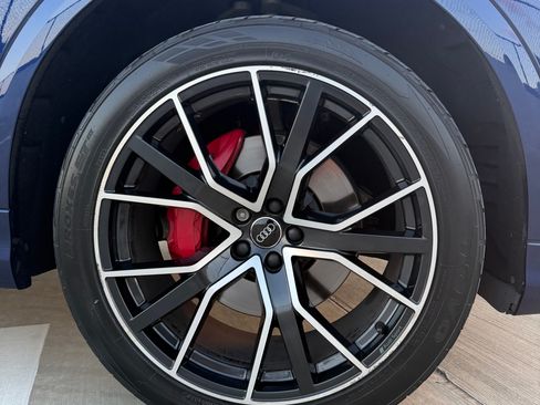 Used 2019 Audi Q8 Premium Plus image 21