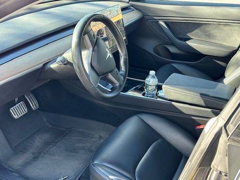 Used 2019 Tesla Model 3 Long Range image 8
