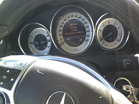 Used 2014 Mercedes-Benz E 350 4MATIC Coupe image 9