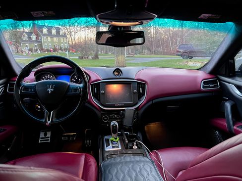 Used 2015 Maserati Ghibli S Q4 image 8