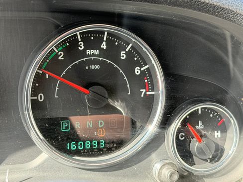 Used 2012 Jeep Wrangler Unlimited Sahara w/ Dual Top Group image 9